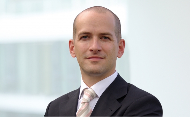 Das Credit Management der Zukunft: vertriebsorientiert, flexibel und international Das Credit Management der Zukunft: vertriebsorientiert, flexibel und international
