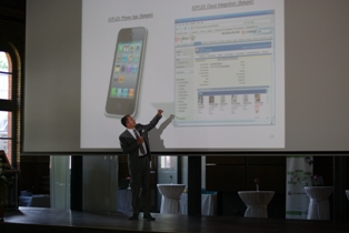 Leiter der Software-Entwicklung, Andy Büch Leiter der Software-Entwicklung, Andy Büch