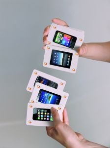 Mischen possible: Smartphones und Tablets gleichzeitig und sicher einsetzen Mischen possible: Smartphones und Tablets gleichzeitig und sicher einsetzen