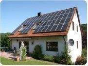 Gerade jetzt ist begünstigt der Zeitpunkt, sich eine Photovoltaikanlage aufs Hausdach installieren z Gerade jetzt ist begünstigt der Zeitpunkt, sich eine Photovoltaikanlage aufs Hausdach installieren z