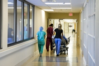 Am Lukaskrankenhaus Neuss werden die logistischen Abläufe softwaregestützt optimiert. Am Lukaskrankenhaus Neuss werden die logistischen Abläufe softwaregestützt optimiert.