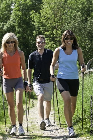 Verbesserung des Wohlbefindens beim Wandern und Nordic Walken mit GET-Balance Verbesserung des Wohlbefindens beim Wandern und Nordic Walken mit GET-Balance