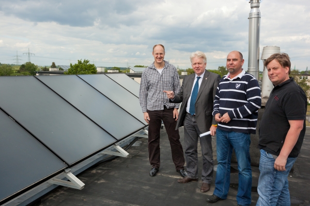 Mieter der J. E. Schmitt Grundstücksgesellschaft profitieren von regenerativen Energien Mieter der J. E. Schmitt Grundstücksgesellschaft profitieren von regenerativen Energien
