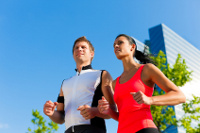 Erhöhte Ozonwerte im Sommer machen Joggern oft zu schaffen. Erhöhte Ozonwerte im Sommer machen Joggern oft zu schaffen.