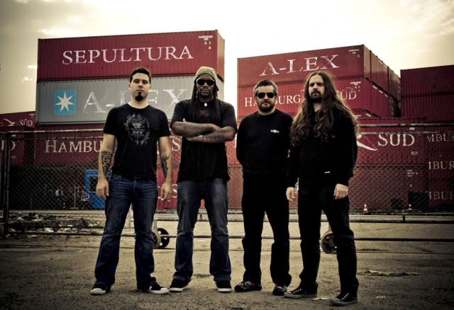 Die Gravedigger aus Brasilien bei der Arbeit: Sepultura thrashen im Rock Temple Kerkrade