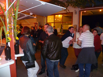 Genießer treffen sich beim Hausener Herbst (Bild:JupiterWeinkeller) Genießer treffen sich beim Hausener Herbst (Bild:JupiterWeinkeller)