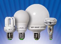 Mustergültige Energiesparlampen: Die vier Siegertypen von Megaman mit Testurteil „gut“.