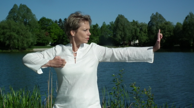 Myochu Qigong bietet Kurse für Unternehmen Myochu Qigong bietet Kurse für Unternehmen