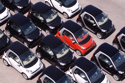 Über eine erfolgreiche Partnervermittlung, Glück und Liebe und dazu ein Smart Cabrio Über eine erfolgreiche Partnervermittlung, Glück und Liebe und dazu ein Smart Cabrio