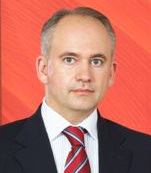 Management führt Geschäftsbereich Management führt Geschäftsbereich