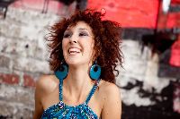 Jasmine Klewinghaus von Kicks & Sticks Voices