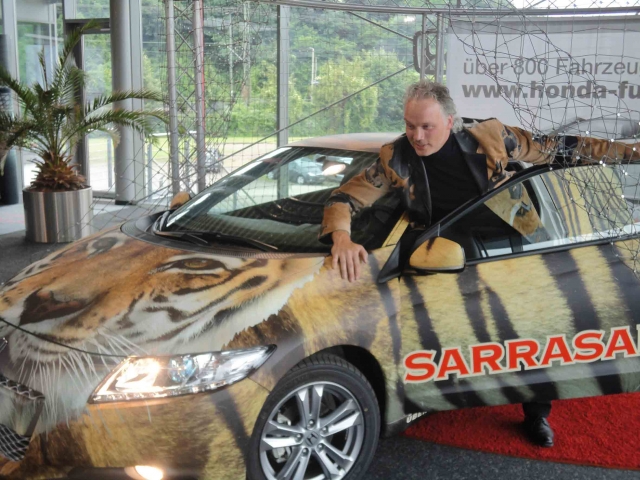 Der Tiger ist los: Sarrasani und Honda Fugel präsentieren Special-Edition des Honda CR-Z Der Tiger ist los: Sarrasani und Honda Fugel präsentieren Special-Edition des Honda CR-Z