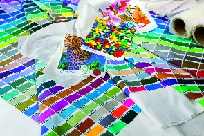 Inkjet-Druck mit GOTS-zertifizierten Farben ist bei Textil Fab in nahezu allen Nuancen möglich Inkjet-Druck mit GOTS-zertifizierten Farben ist bei Textil Fab in nahezu allen Nuancen möglich