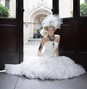 Brautkleider 2011: Das passende Kleid für Kirche und Standesamt Brautkleider 2011: Das passende Kleid für Kirche und Standesamt