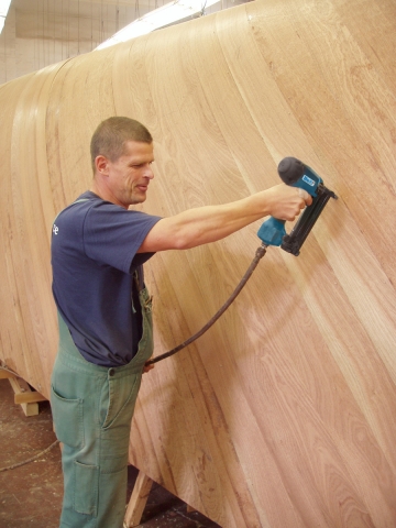 Kunststoffnägel im Bootsbau: Perfektion für Holzrümpfe Kunststoffnägel im Bootsbau: Perfektion für Holzrümpfe