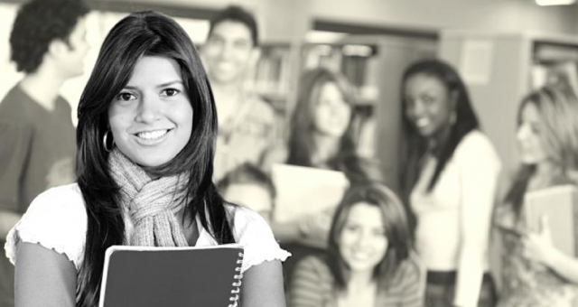 Sprachen schneller lernen, Sprachschule in München bietet Englischkurse mit ALPHA-Training.