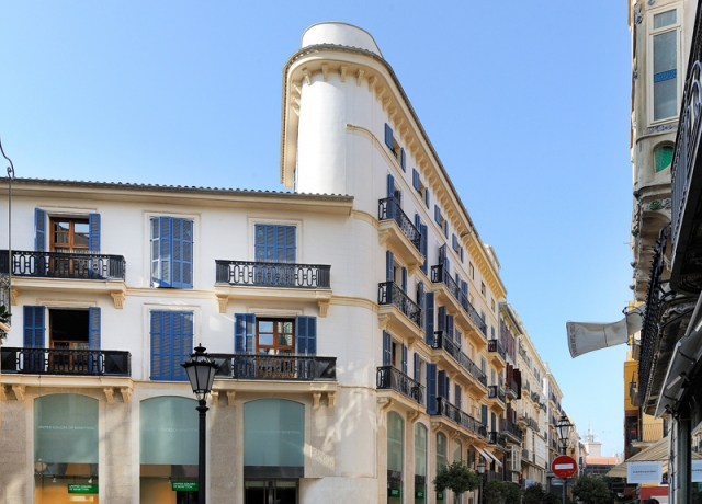 Porta Mondial AG setzt international auf Mallorca als Standort
