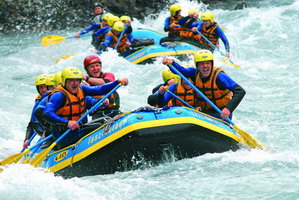 Raft-Race: Motivation, Teamgeist & Spaß im Firmenteam