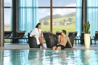 Paar im Spa-Bereich des Falkensteiner Hotels Bad Leonfelden Paar im Spa-Bereich des Falkensteiner Hotels Bad Leonfelden