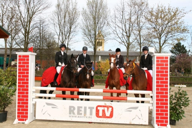 Junge Reiter von REITTV.de für Vielseitigkeits-EM 2011 nominiert