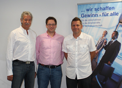 D. Baumann (MONDI), R. Baumann (MONDI), S. Wiech (Schwaben Hornets) 