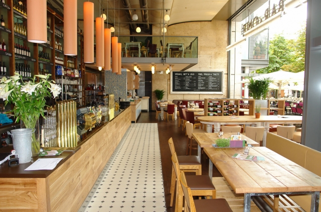 BAR COLOGNE feiert 10-Jähriges mit großem Facelift und wird wieder zur ALL BAR ONE BAR COLOGNE feiert 10-Jähriges mit großem Facelift und wird wieder zur ALL BAR ONE
