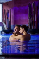 Paar im Whirlpool - Fotograf Mario Rabensteiner (Unterschwarzachhof) Paar im Whirlpool - Fotograf Mario Rabensteiner (Unterschwarzachhof)