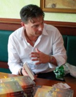 Der Autor Babak Philip Saviz Der Autor Babak Philip Saviz