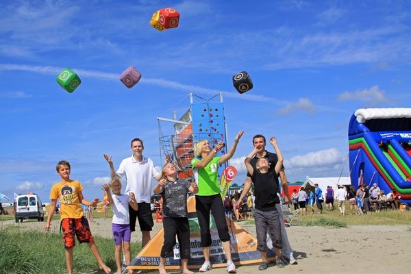 Sixcup begeistert beim Kinder- und Jugendevent des DOSB in Büsum Sixcup begeistert beim Kinder- und Jugendevent des DOSB in Büsum