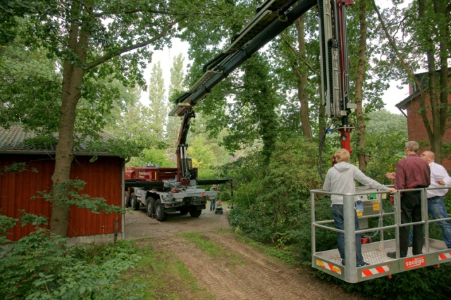 MAN 8x8 kam von der Bundeswehr - der Kran von Fassi MAN 8x8 kam von der Bundeswehr - der Kran von Fassi