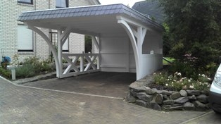 Hochwertige Carports bekommt man vom Märkischen Holzbau deutschlandweit.