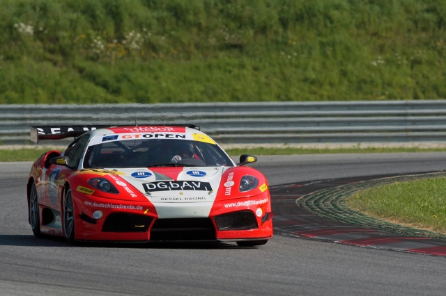 Kremer Racing am Red Bull Ring vom Technikteufel geschlagen Kremer Racing am Red Bull Ring vom Technikteufel geschlagen