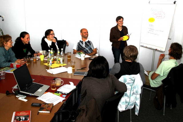 Start in neuartige duale Ausbildung für Erzieherinnen und Erzieher Start in neuartige duale Ausbildung für Erzieherinnen und Erzieher