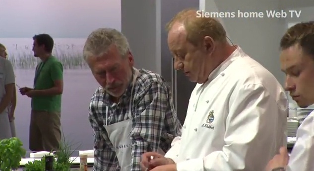 Sternekoch Alfons Schuhbeck kocht live mit Paul Breitner Sternekoch Alfons Schuhbeck kocht live mit Paul Breitner