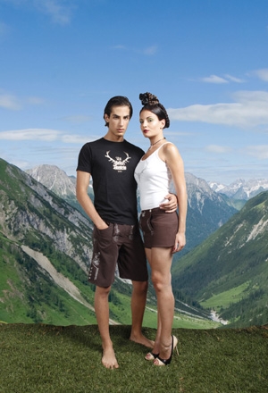 Auch für Trachtenbewusste: Waschechte Alpenhose für die Freizeit
