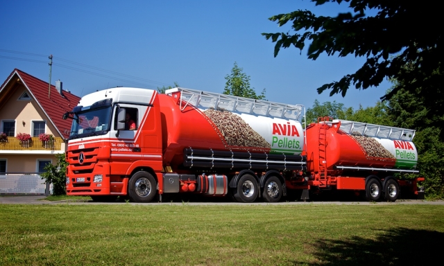 Weniger Staub, mehr brennbares Material, geringere Heizkosten und leise Anlieferung von Pellets: AVI