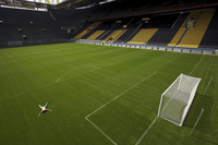 Das zweite Zeichen ist gesetzt. Diesmal im SIGNAL-IDUNA-PARK Dortmund Das zweite Zeichen ist gesetzt. Diesmal im SIGNAL-IDUNA-PARK Dortmund