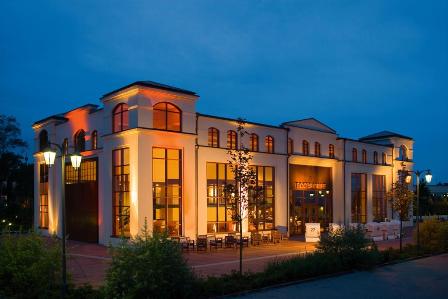 Eventlocation Nummer eins: Die Bootshalle der Yachthafenresidenz Hohe Düne Eventlocation Nummer eins: Die Bootshalle der Yachthafenresidenz Hohe Düne