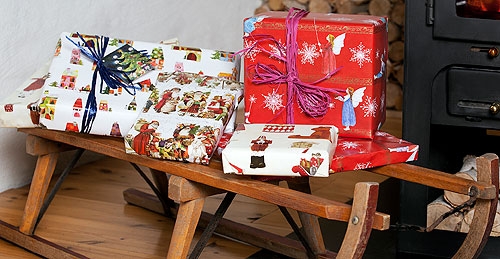 Weihnachtliches Geschenkpapier aus dem Grätz Verlag Weihnachtliches Geschenkpapier aus dem Grätz Verlag