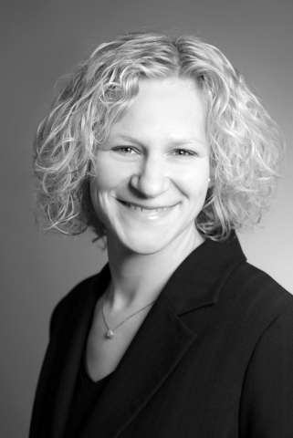 Diapharm wächst im Bereich Regulatory Affairs: Petra Kist und Dr. Stefanie Zumdick neu im Team Diapharm wächst im Bereich Regulatory Affairs: Petra Kist und Dr. Stefanie Zumdick neu im Team