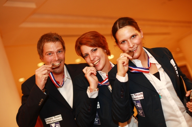 Gastgewerblicher Fachverband gewinnt mit seinem Team den Dream Team-Wettbewerb in Kuala Lumpur