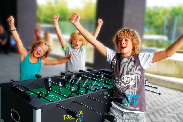 Kickertische zeigen Langeweile die rote Karte! Kickertische zeigen Langeweile die rote Karte!