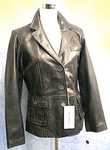 Damenlederjacke in Kurzform aus Lackleder in schwarz 
