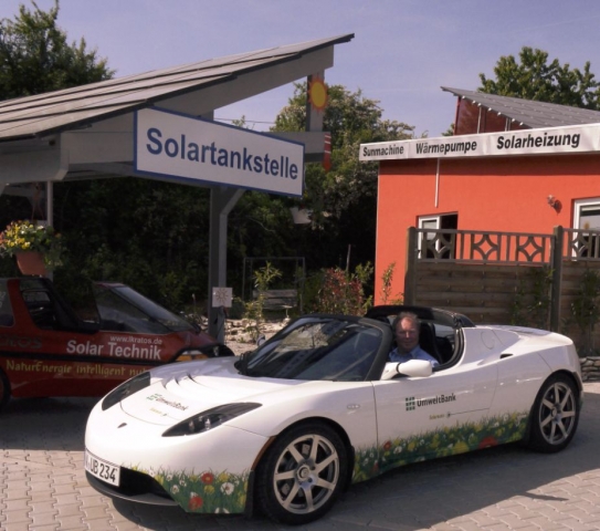 Die Solartankstelle in Weissenohe Die Solartankstelle in Weissenohe