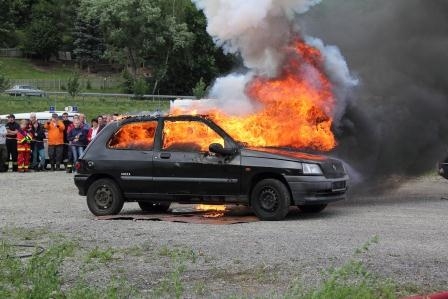 Nicht immer ist in einem solchen Fall die Kfz-Versicherung zuständig, je nach Umstand muss für einen Nicht immer ist in einem solchen Fall die Kfz-Versicherung zuständig, je nach Umstand muss für einen