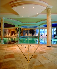 Royal-Hallenbad (Trofana Royal)