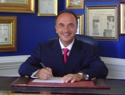 Dr. Leonard Coldwell, USA