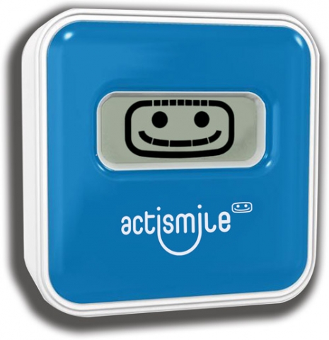 ActiSmile ist nur 40 x 40 x 20 mm gross und  20 Gramm schwer