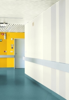 In Krankenhäusern gelten für Malerbetriebe erhöhte Anforderungen © Akzo Nobel Deco GmbH In Krankenhäusern gelten für Malerbetriebe erhöhte Anforderungen © Akzo Nobel Deco GmbH