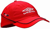 Umbro Headwear und T-Shirts bei CAPS AND SOX